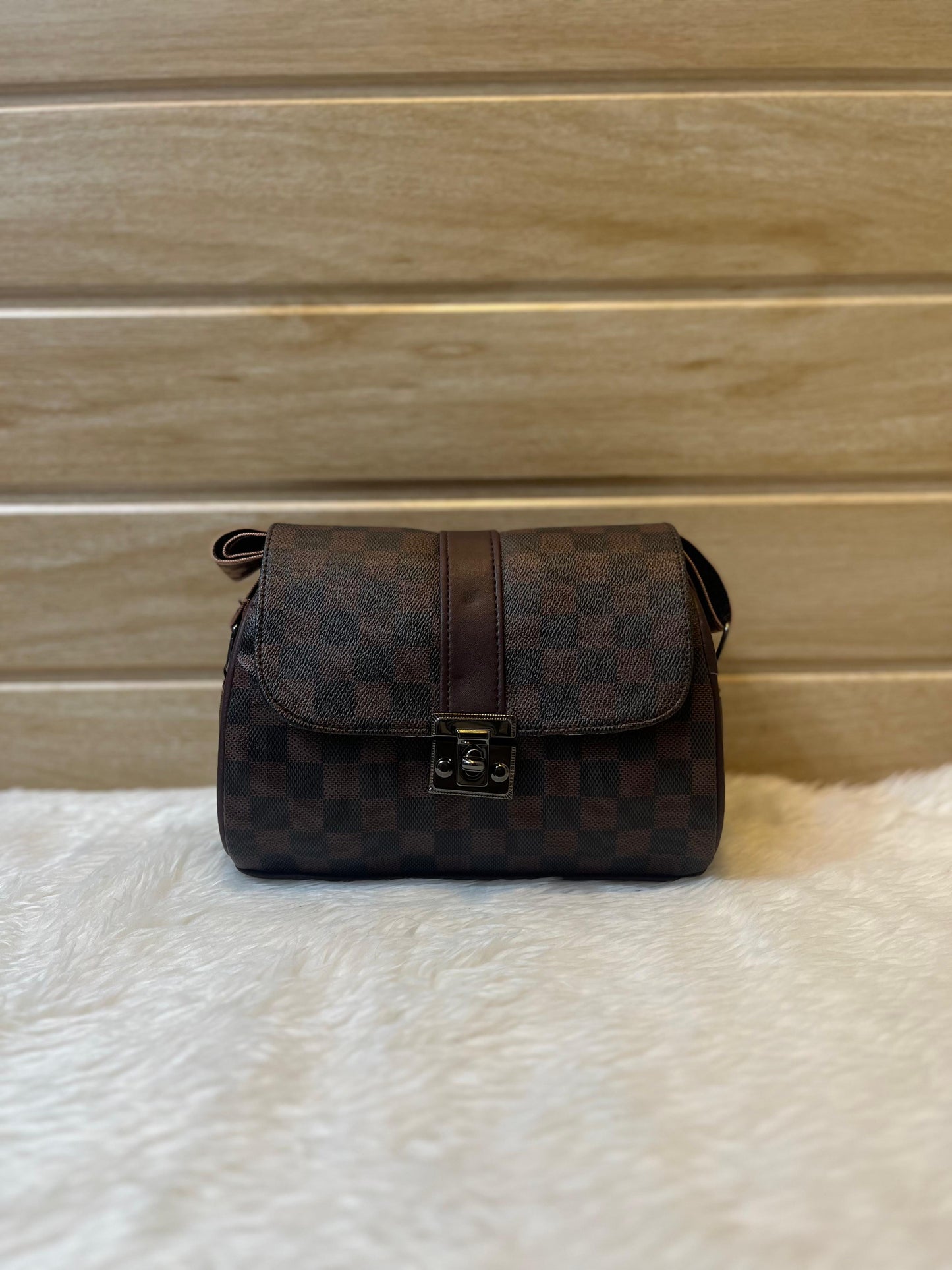 BRAND PRINTs SLING BAG