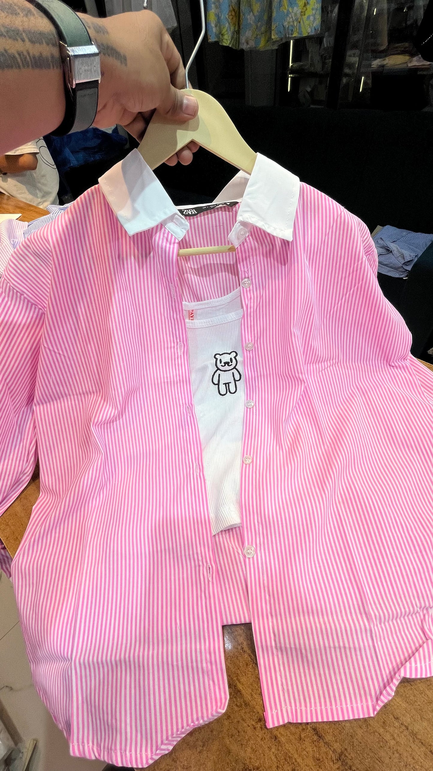 Shirt with inner