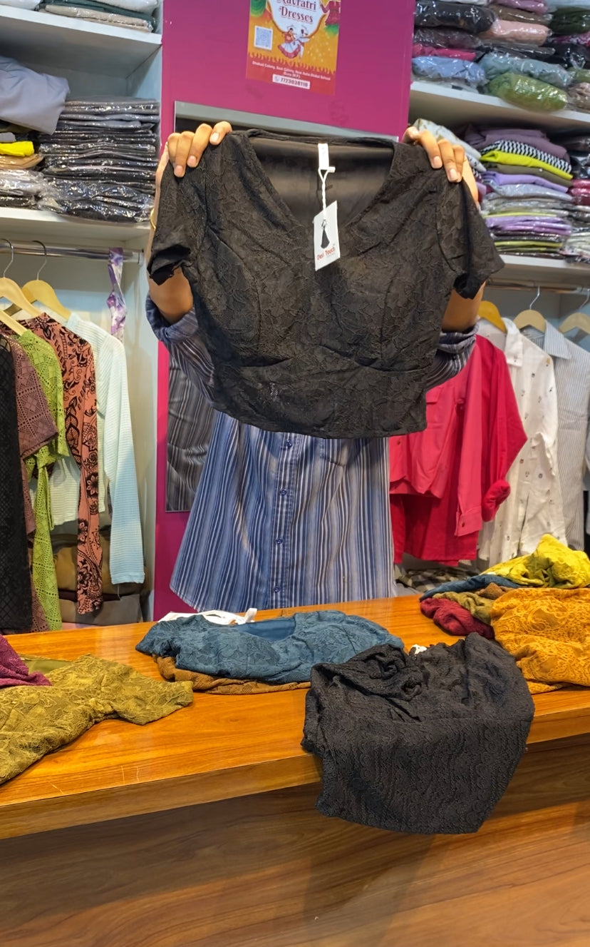 IMPORTED HALF SLEEVE TOP