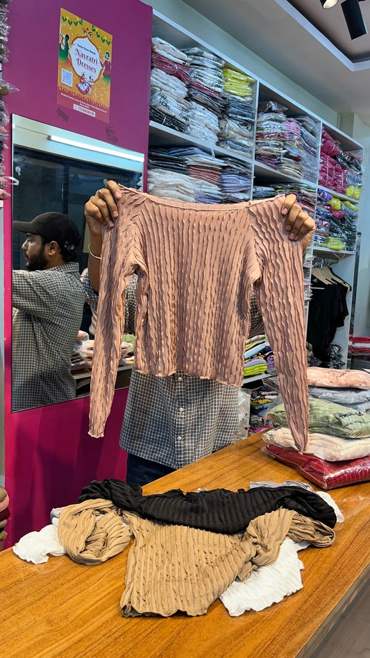 BOAT NECK TOP