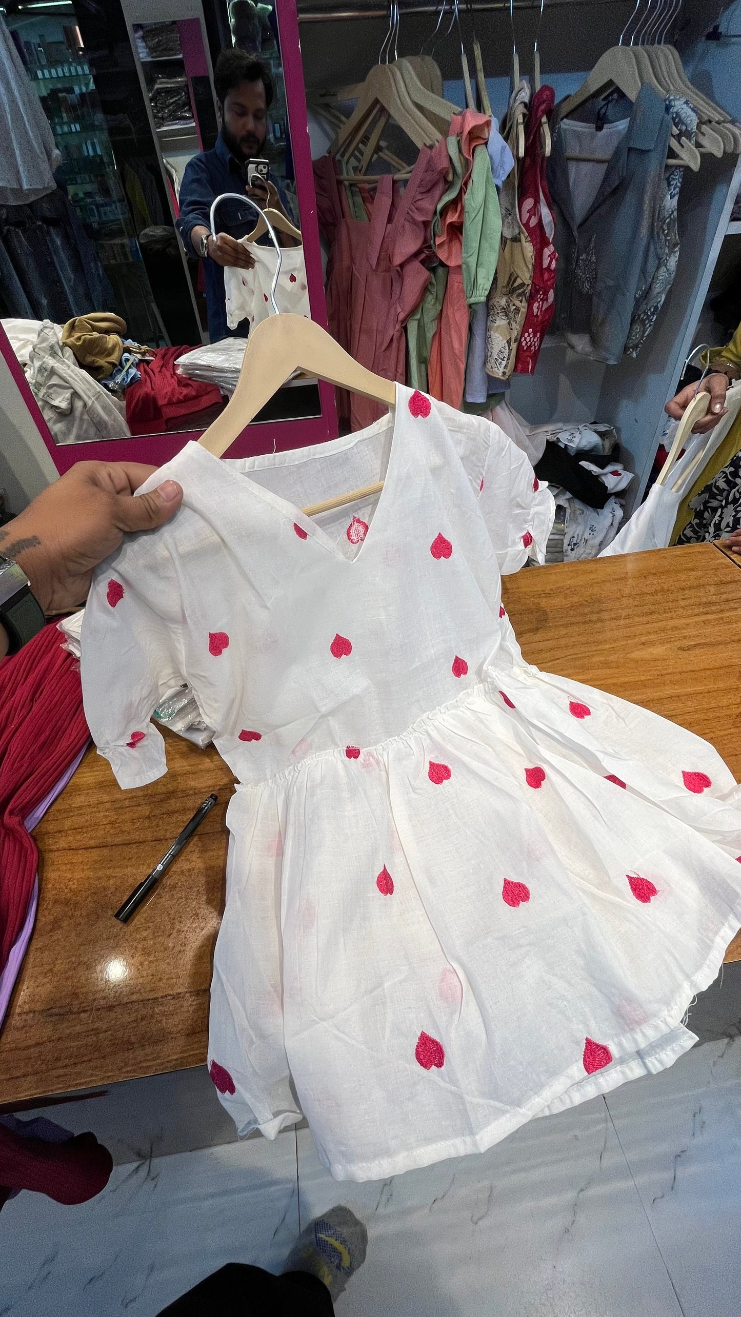 HEART SHAPE TOP