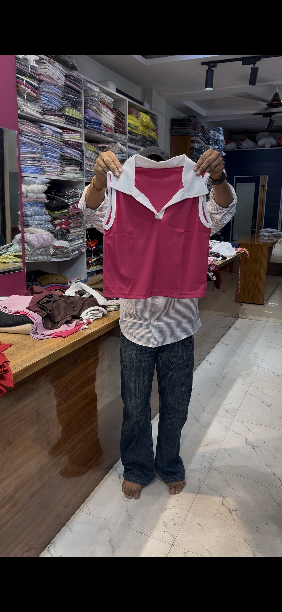 TANK TOP