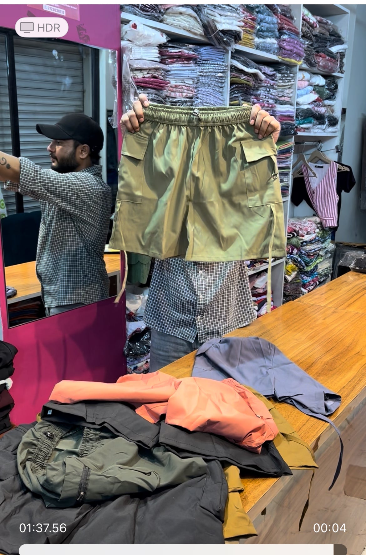 Buckle cargo shorts