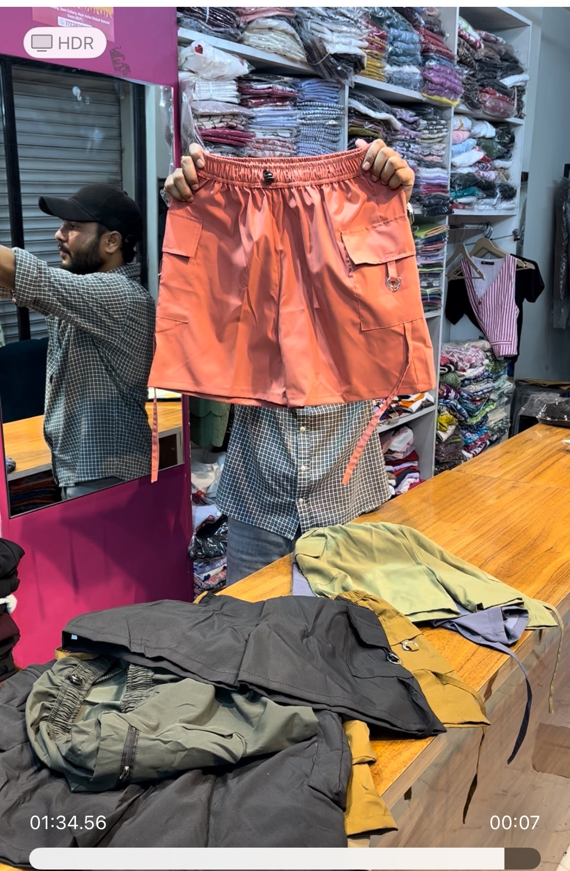 Buckle cargo shorts