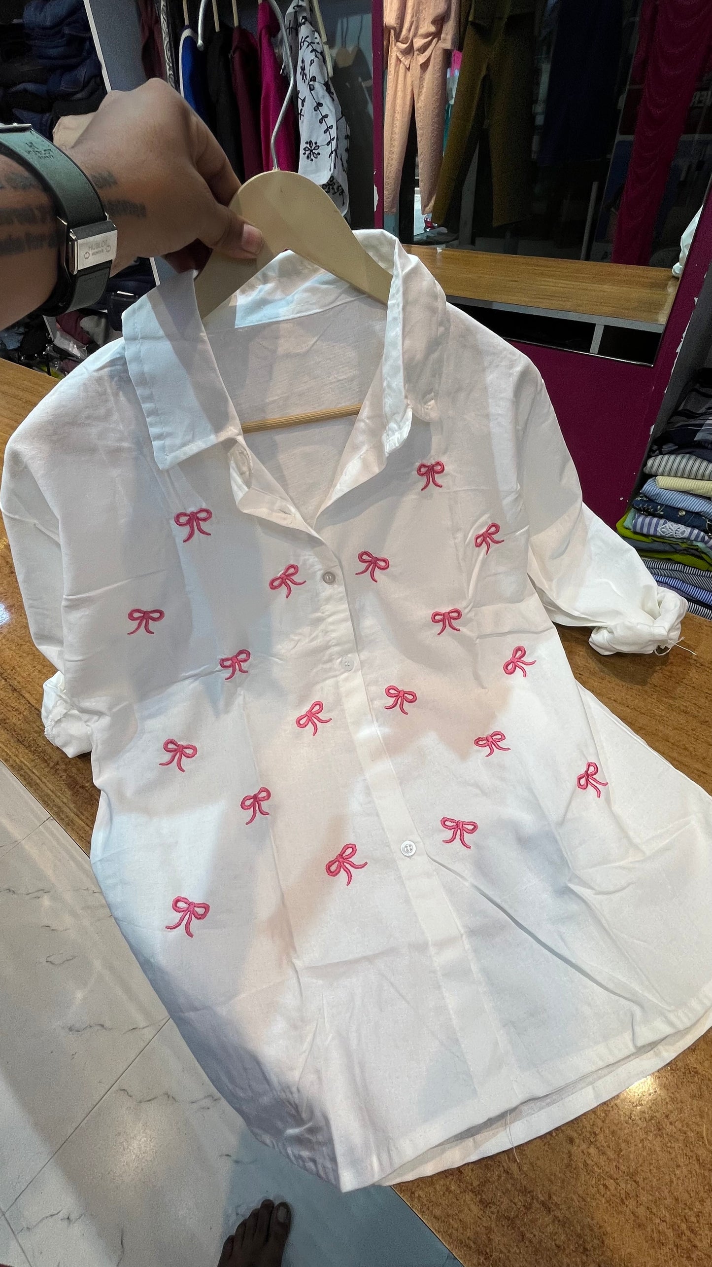 Cute bow shirt