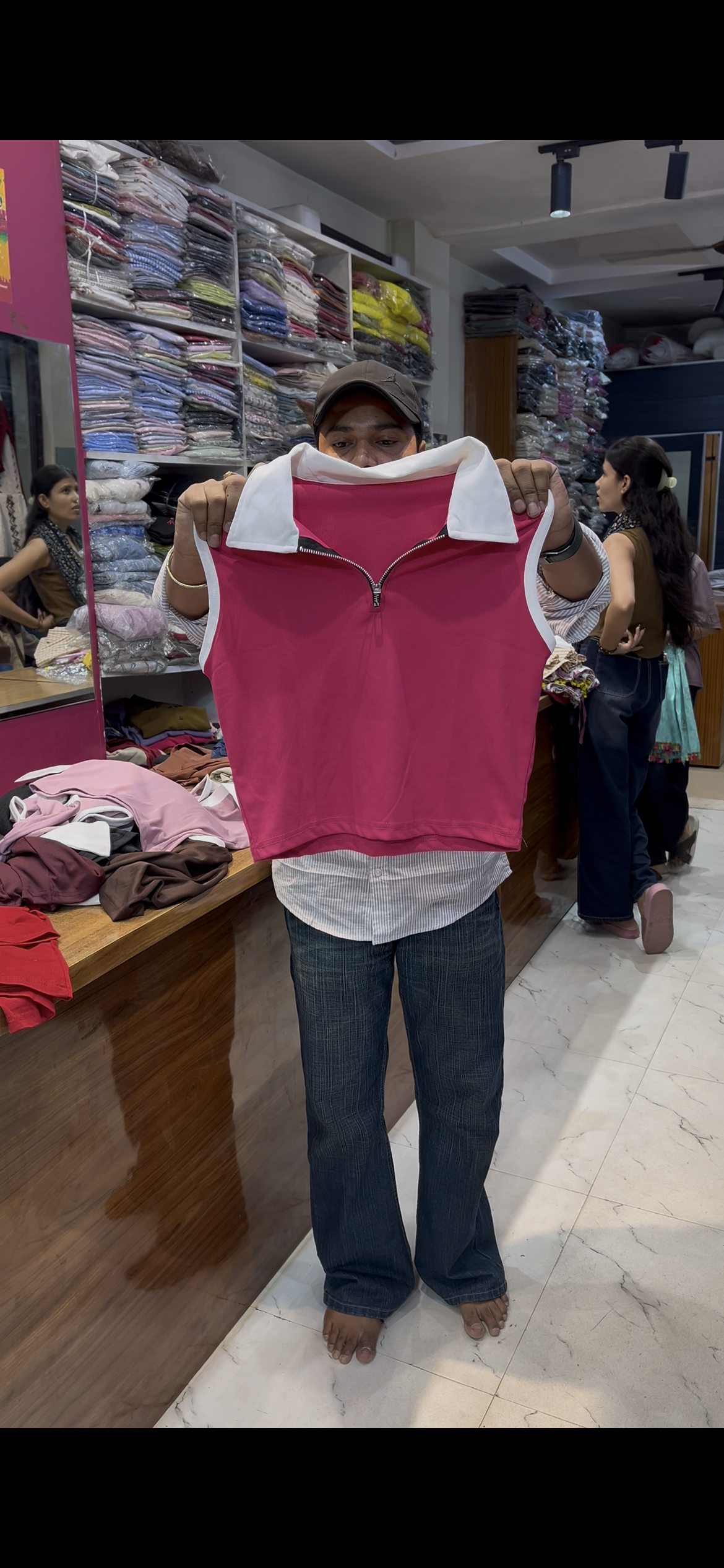 TANK TOP