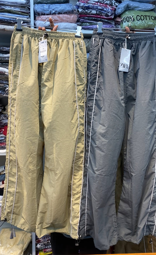 BAGGY PARACHUTE PANTS