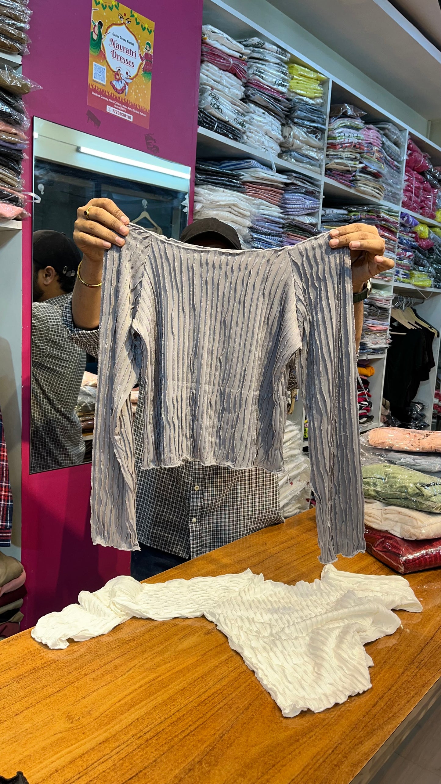 BOAT NECK TOP