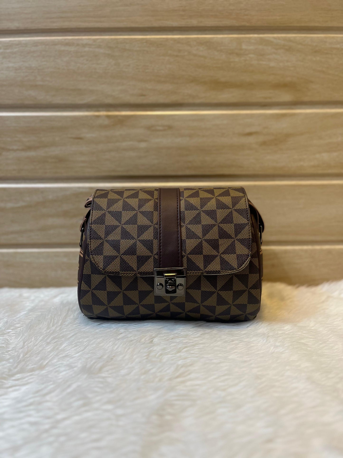 BRAND PRINTs SLING BAG