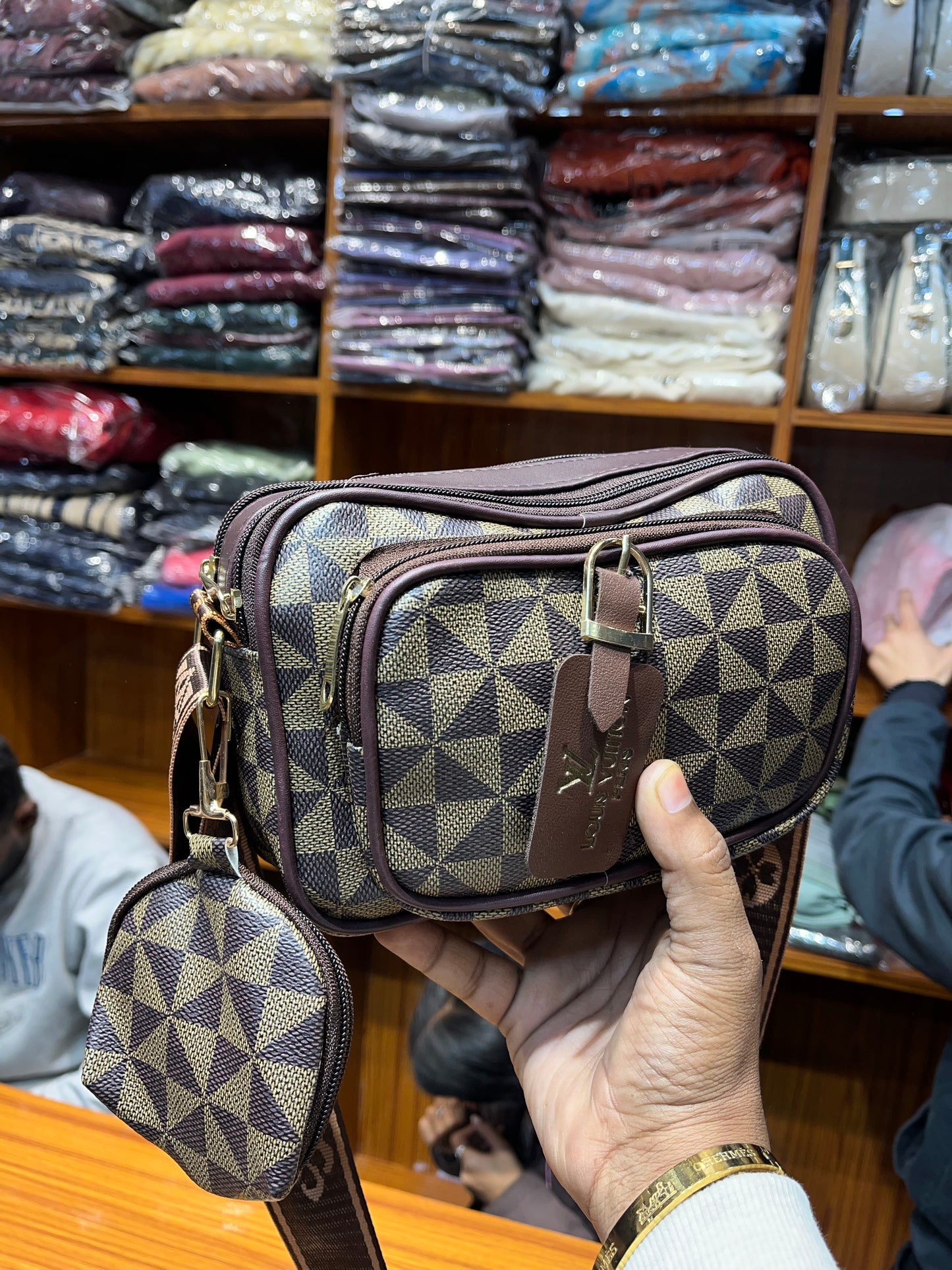 WAIST POUCH BAG ( BRAND PRINTS )
